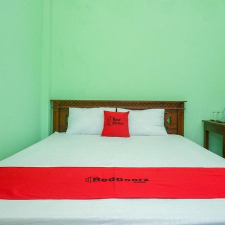 Готель Reddoorz Syariah Near Monumen Jogja Kembali Kejayan Екстер'єр фото