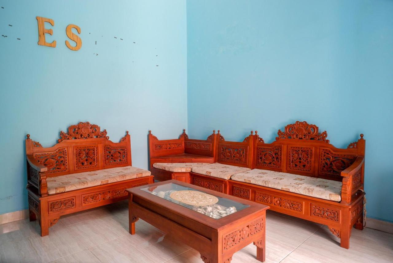 Готель Reddoorz Syariah Near Monumen Jogja Kembali Kejayan Екстер'єр фото